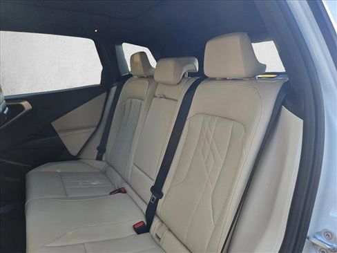 Used 2025 BMW X3 xDrive30i w/ Premium Package image 14