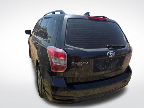 Used 2016 Subaru Forester 2.5i w/ Alloy Wheel Package AWD/4WD image 4