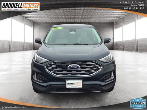 Used 2024 Ford Edge Titanium image 2