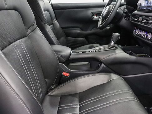 Used 2024 Honda HR-V EX-L image 17