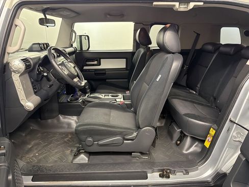 Used 2007 Toyota FJ Cruiser 4WD image 23