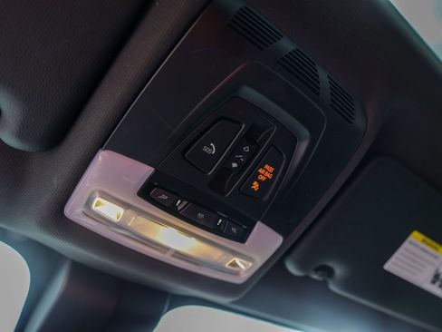 Used 2021 BMW X1 sDrive28i w/ Premium Package image 22