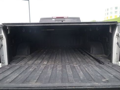 Used 2019 GMC Sierra 1500 SLE w/ SLE Value Package RWD image 21