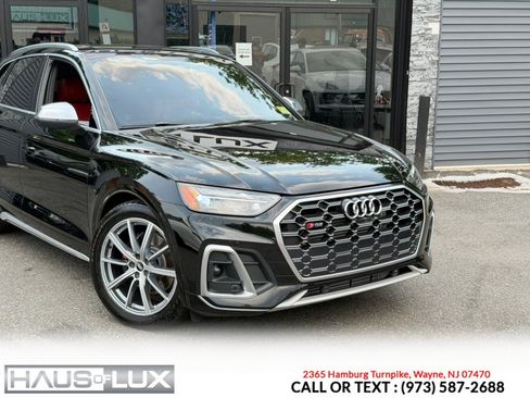Used 2021 Audi SQ5 Premium Plus w/ Premium Plus Package AWD/4WD image 2