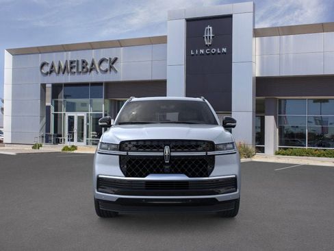 New 2025 Lincoln Navigator Reserve w/ Jet Appearance Package image 6