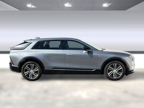 Certified 2023 Cadillac Lyriq 2WD image 6