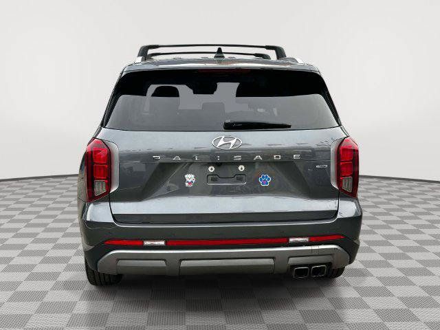 Used 2023 Hyundai Palisade SEL AWD/4WD image 3