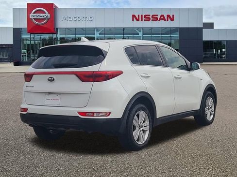 Used 2018 Kia Sportage LX AWD/4WD image 7