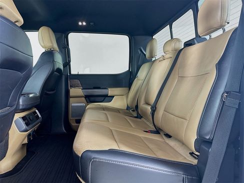 Used 2021 Ford F150 Lariat image 24