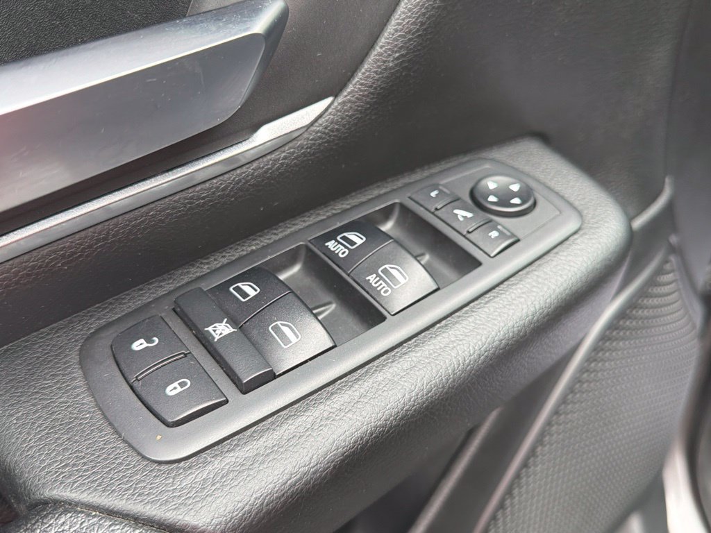 Used 2019 RAM 1500 Big Horn AWD/4WD image 13