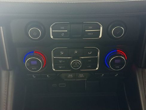 Used 2023 Chevrolet Tahoe RST w/ RST Performance Edition image 17