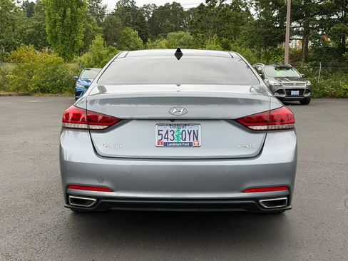 Used 2015 Hyundai Genesis 3.8 w/ Option Group 04 AWD/4WD image 4