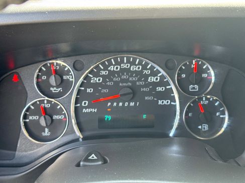 Used 2023 GMC Savana 2500 Extended w/ Driver Convenience Package image 24
