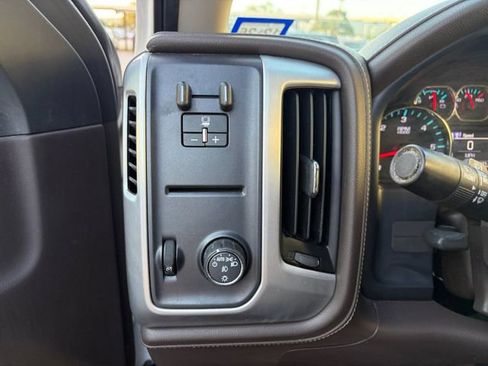 Used 2018 GMC Sierra 1500 SLT w/ SLT Premium Package RWD image 5