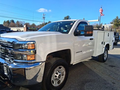 Used 2018 Chevrolet Silverado 2500 W/T w/ WT Fleet Convenience Package image 5