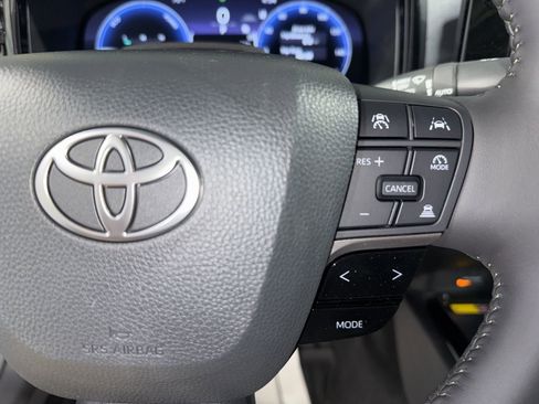 New 2026 Toyota Camry XLE w/ Premium Plus Package AWD/4WD image 34