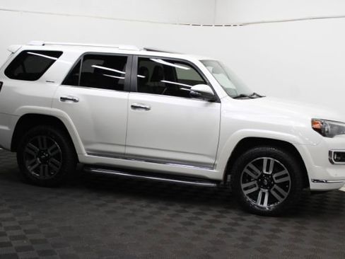 Used 2016 Toyota 4Runner Limited image 3