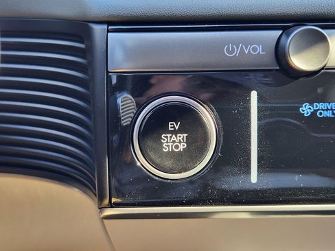 New 2026 Hyundai Ioniq 5 Limited image 15