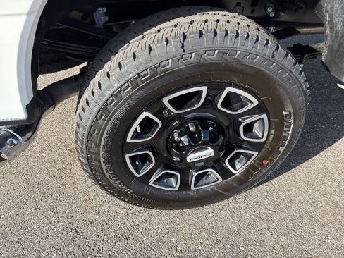 New 2026 Ford F350 Platinum AWD/4WD image 14