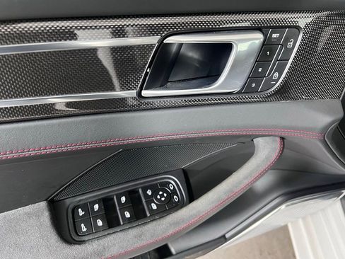 Certified 2022 Porsche Panamera GTS AWD/4WD image 31