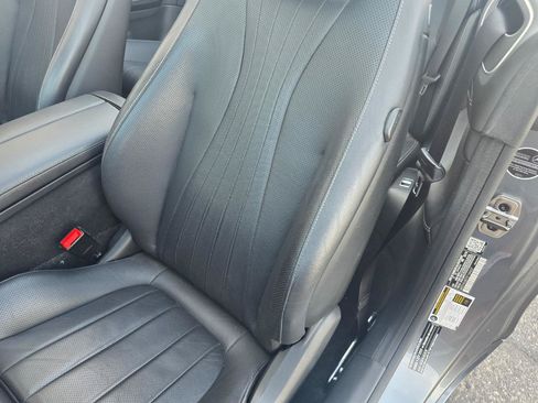 Used 2019 Mercedes-Benz E 450 4MATIC Cabriolet image 38