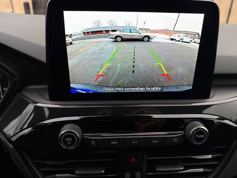 Used 2024 Ford Escape ST-Line image 30