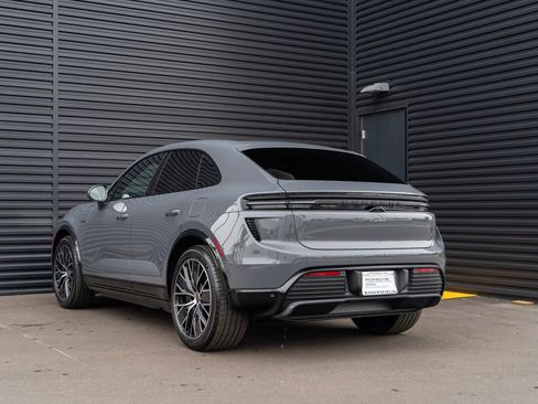 New 2025 Porsche Macan Turbo Electric AWD/4WD image 3