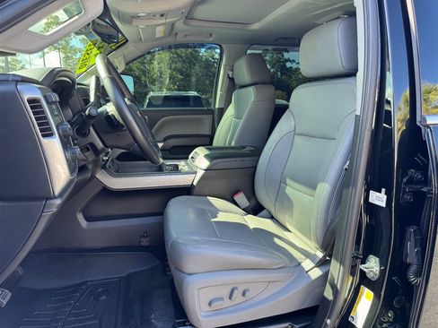 Used 2019 Chevrolet Silverado 2500 LTZ w/ Duramax Plus Package AWD/4WD image 21