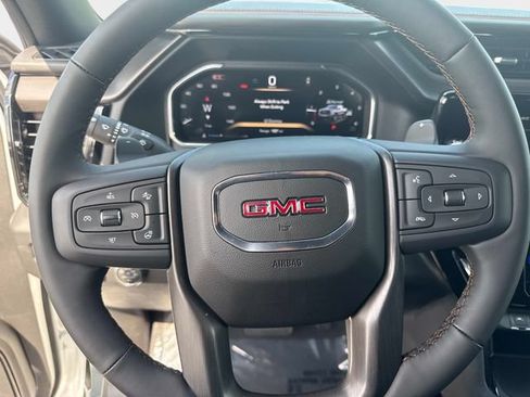 New 2026 GMC Sierra 1500 AT4 w/ AT4 Premium Package AWD/4WD image 24