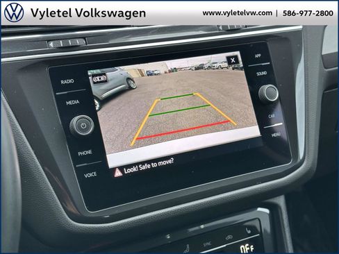 Certified 2022 Volkswagen Tiguan SE image 26