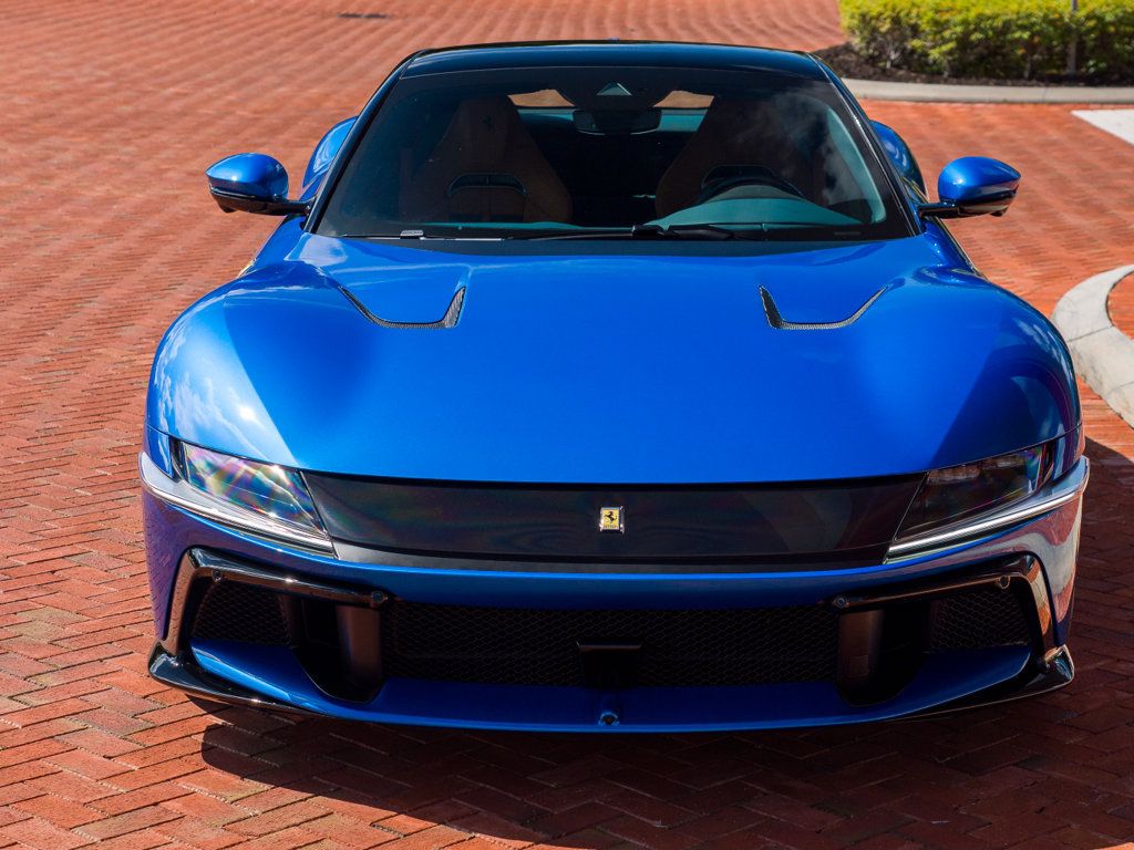 Certified 2025 Ferrari 12Cilindri RWD image 8