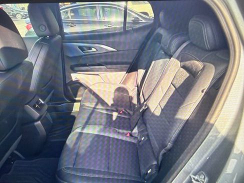 Used 2024 Chevrolet Equinox EV LT FWD image 10