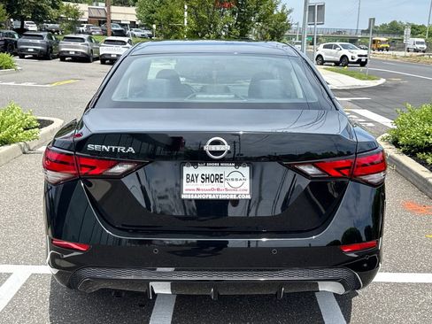 Certified 2025 Nissan Sentra S FWD image 4