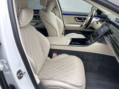 Certified 2025 Mercedes-Benz S 580 4MATIC Sedan w/ AMG Line Package image 52
