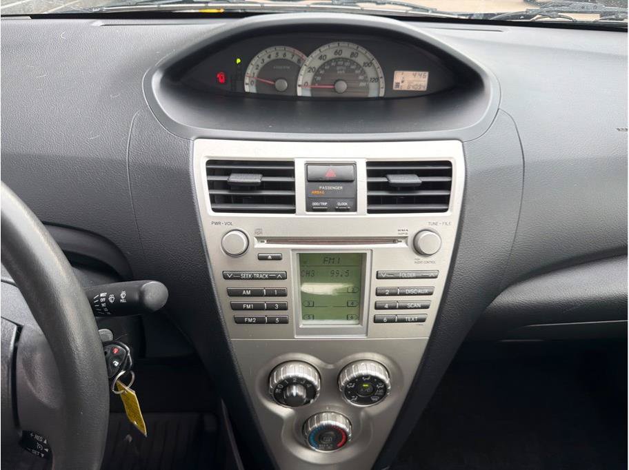 Used 2007 Toyota Yaris S w/ PWR Pkg w/Alloy Wheels FWD image 17