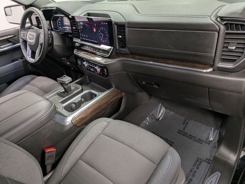 Used 2024 GMC Sierra 1500 Elevation w/ LPO, Elevation Black Package image 30