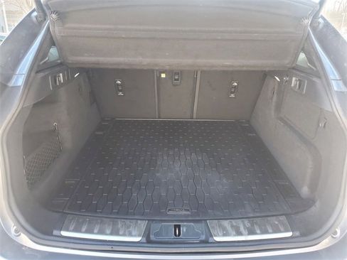 Used 2021 Jaguar F-PACE S image 7