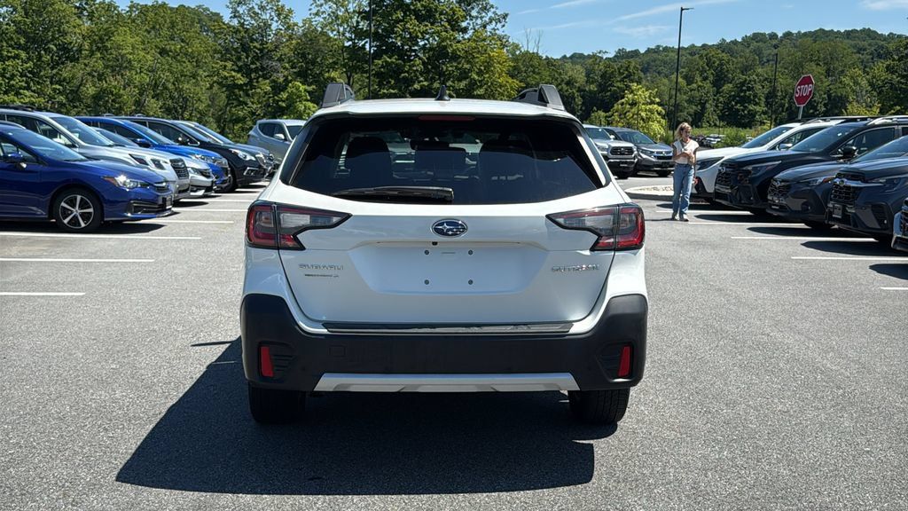 Certified 2021 Subaru Outback Limited AWD/4WD image 5