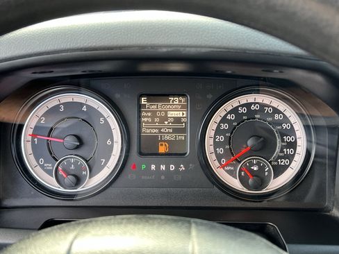 Used 2017 RAM 1500 Express AWD/4WD image 17
