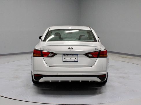 Used 2021 Nissan Altima 2.5 SV FWD image 10