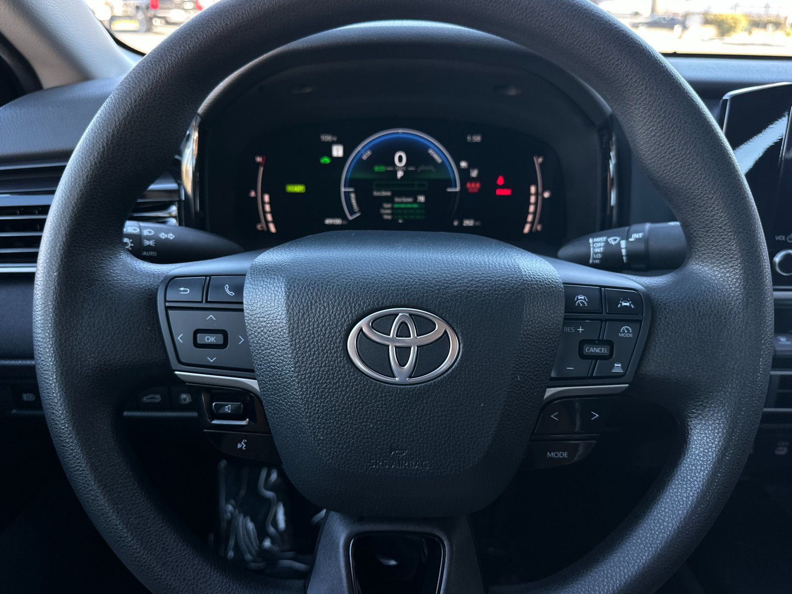 Used 2025 Toyota Camry LE FWD image 20