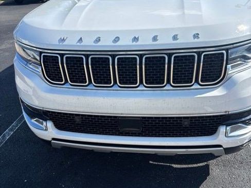 Used 2024 Jeep Wagoneer Series II AWD/4WD image 1