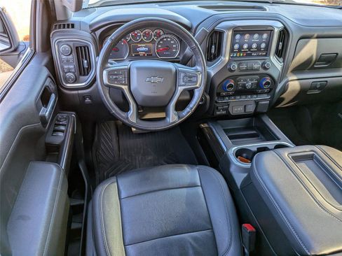 Used 2021 Chevrolet Silverado 1500 LT Trail Boss w/ Convenience Package II image 26