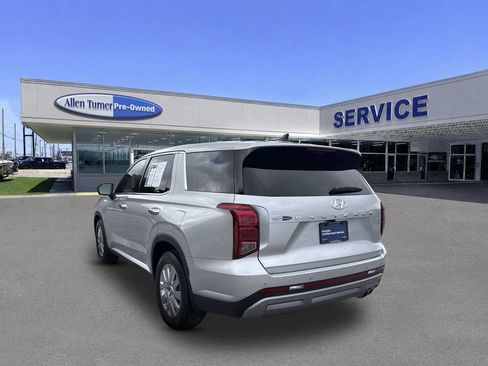 Certified 2023 Hyundai Palisade SE w/ Cargo Package AWD/4WD image 6
