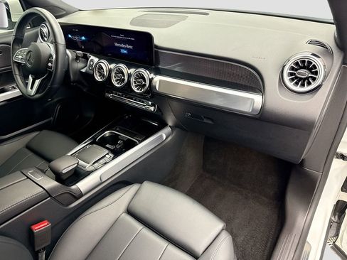 Certified 2023 Mercedes-Benz GLB 250 image 15