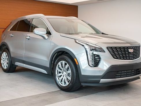 Used 2023 Cadillac XT4 Premium Luxury w/ Enhanced Visibility Package AWD/4WD image 5