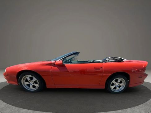 Used 1999 Chevrolet Camaro Z28 w/ Sport Appearance Pkg RWD image 16