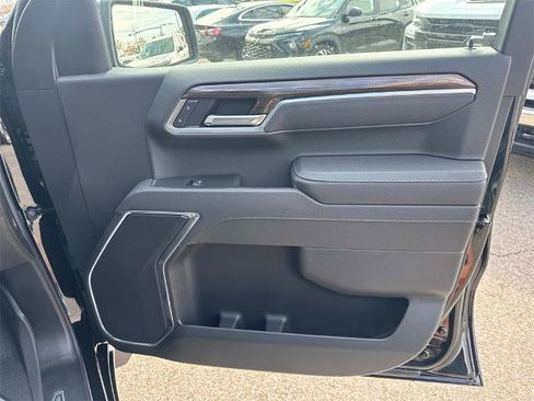 New 2025 Chevrolet Silverado 1500 LT w/ Convenience Package II image 13