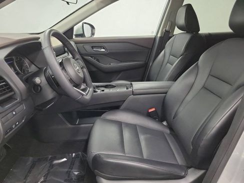 Used 2023 Nissan Rogue SV w/ SV Premium B Package FWD image 25