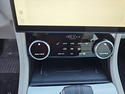 New 2026 Jaguar F-PACE R-Dynamic S image 20